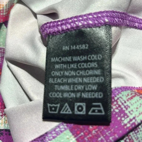 Lukka Athletic Racerback, geometric multicolor print,scoop neck,tank top - Picture 9 of 9